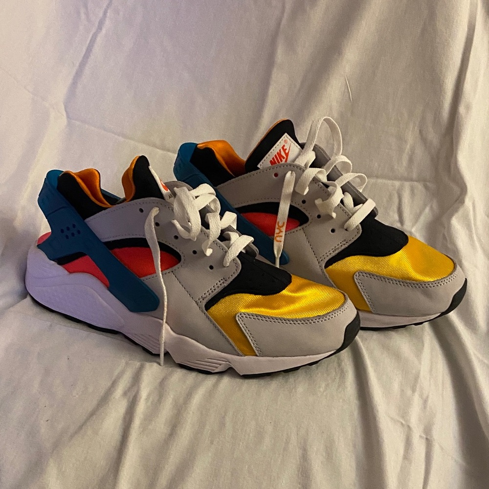 Nike Colorful Huarache Sneakers